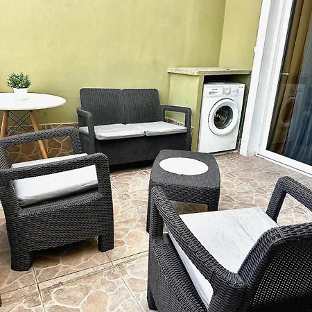 Mi Casa Orlando Fanabe דירה *