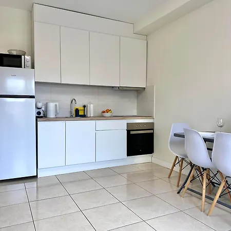 Mi Casa Orlando Fanabe 아파트